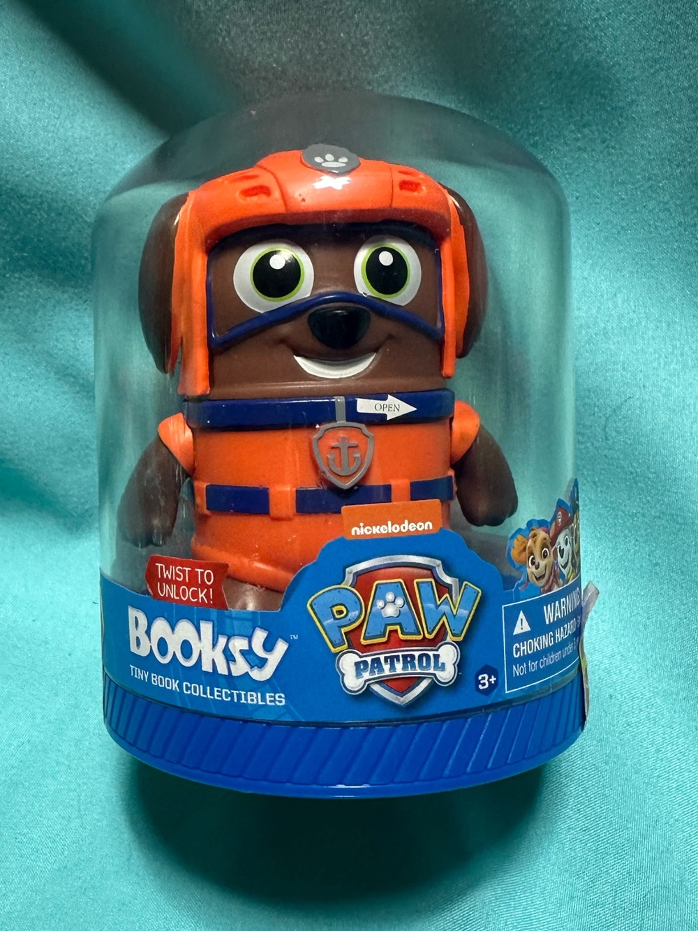 Nickelodeon - Paw Patrol - Booksy Zuma Figure - Orange and Brown